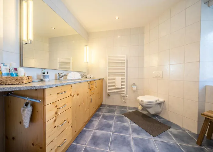 Apartamento Chasa Pro La Tuor *