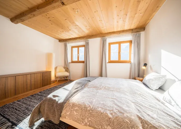 Apartamento Chasa Pro La Tuor