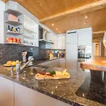 Apartamento Chasa Pro La Tuor *