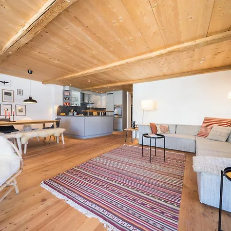 Apartamento Chasa Pro La Tuor