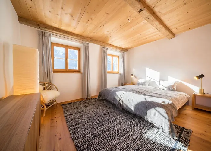 Apartamento Chasa Pro La Tuor *