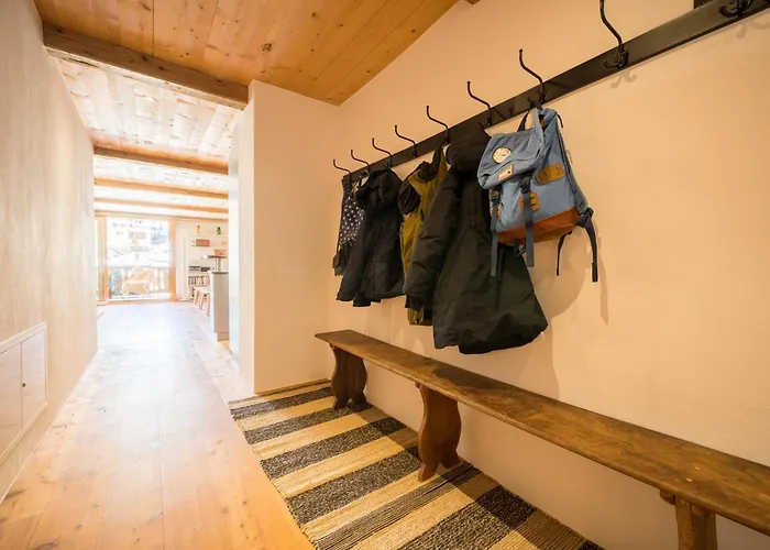 Apartamento Chasa Pro La Tuor *